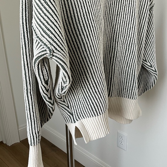 Aerie Green Cream Ribbed Knit Oversized Sweater Drop Shoulder - Picture 5 of 6